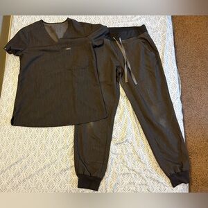 FIGS  Scrubs Set Grey